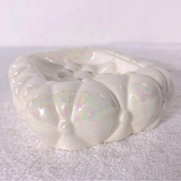 Vintage Arnels Iridescent Ceramic  Quilted Textured Soap Dish - Picture 3 of 13